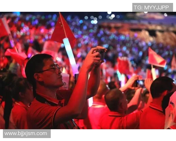 中国运动员穿国旗出征奥运,现场高唱国歌震撼人心 中国运动员穿国旗出征奥运,现场高唱国歌震撼人心