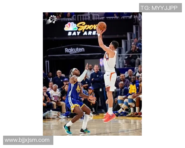 最新战报:布克全场高光瞬间集锦